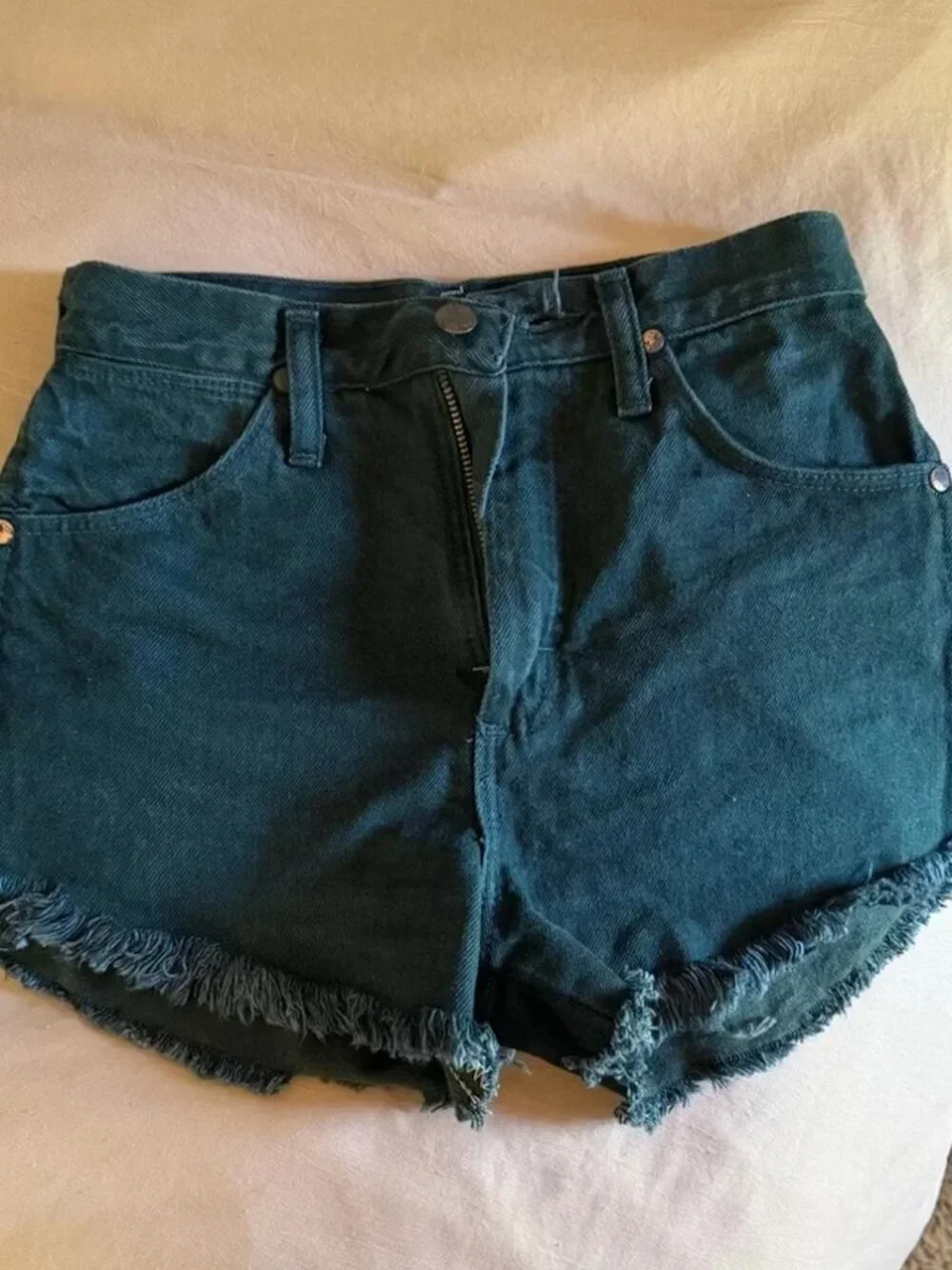 🌞 🦆 Wrangler Dark Green Denim Cutoff Shorts 🦆 🌞